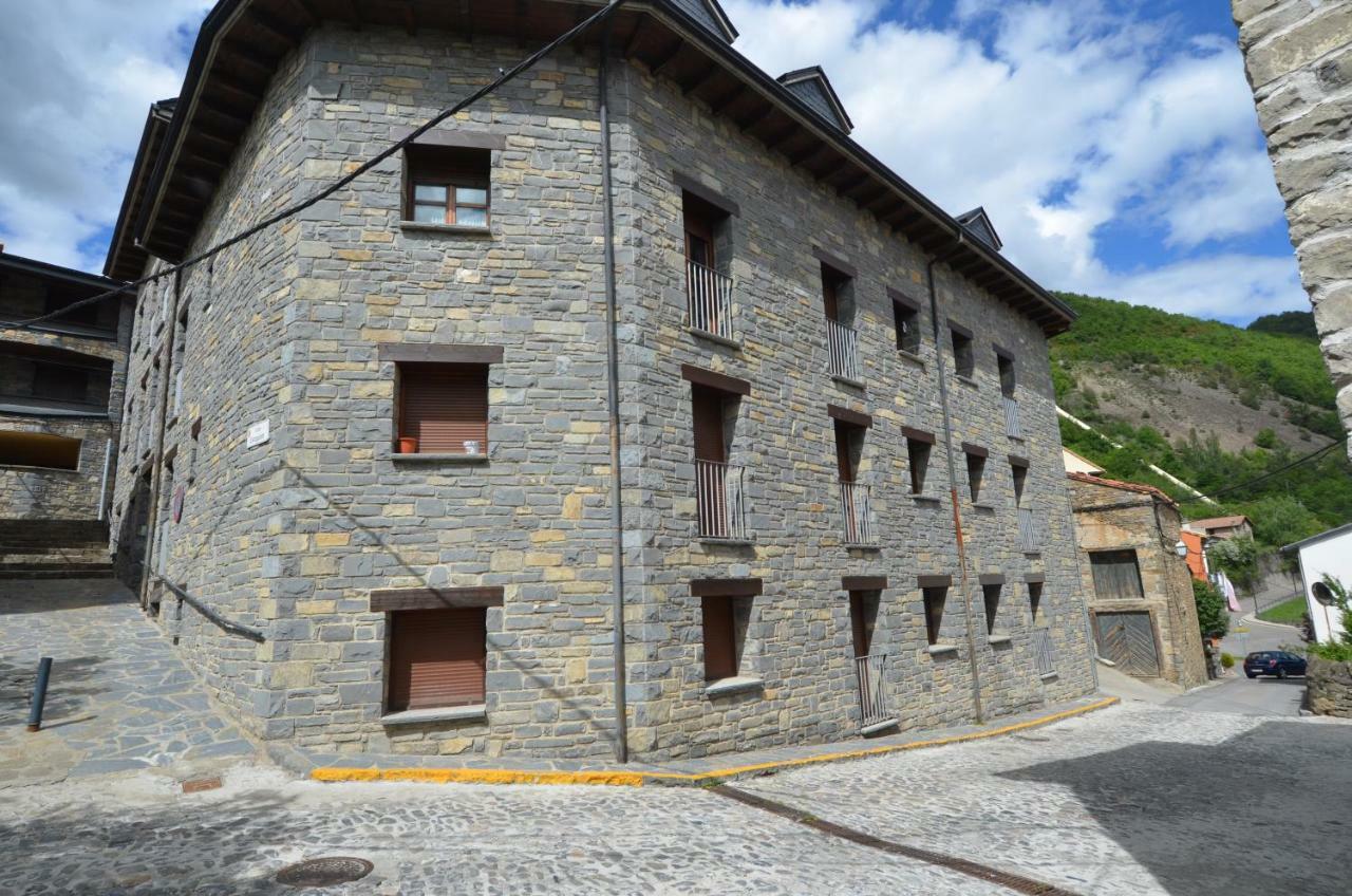 Apartamento Pena Erata Apartment Biescas  Bagian luar foto